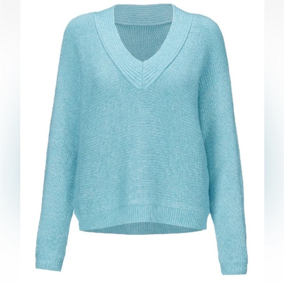 NWT | Cabi 4282 Frosty Pullover - Picture 5 of 6